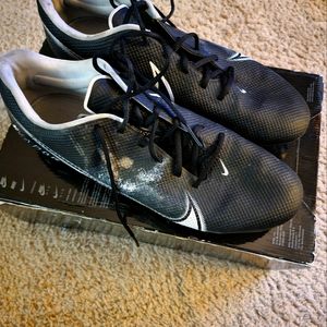 !! Mens Michigan State Spartans Football "Game Worn" Nike Cleats Size 14 !!